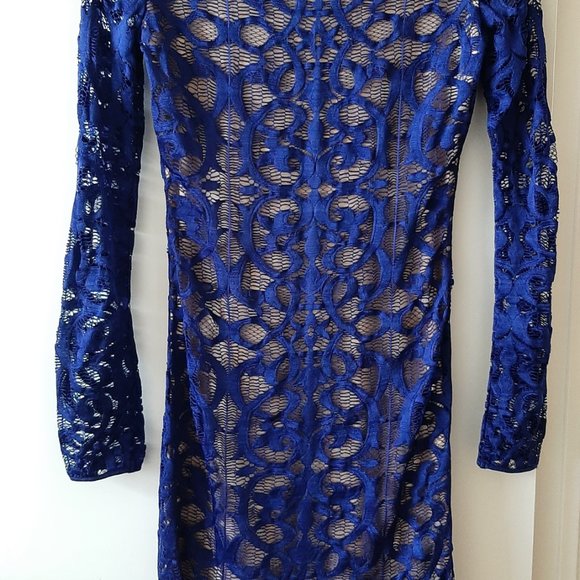 BCBGMAXAZRIA Lace Dress - Size Small - Picture 4 of 5